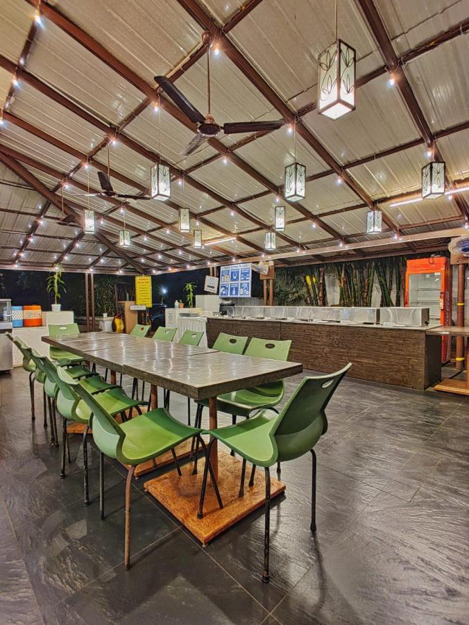 Hotel Ashwin Igatpuri, Pure Veg & Jain Food Εξωτερικό φωτογραφία