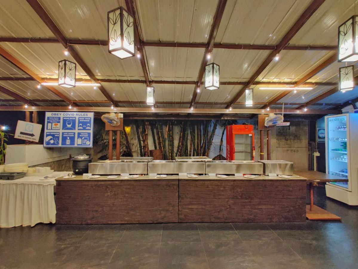 Hotel Ashwin Igatpuri, Pure Veg & Jain Food Εξωτερικό φωτογραφία