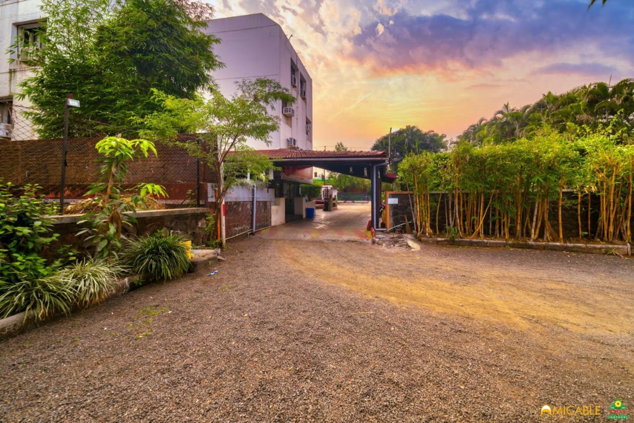 Hotel Ashwin Igatpuri, Pure Veg & Jain Food Εξωτερικό φωτογραφία